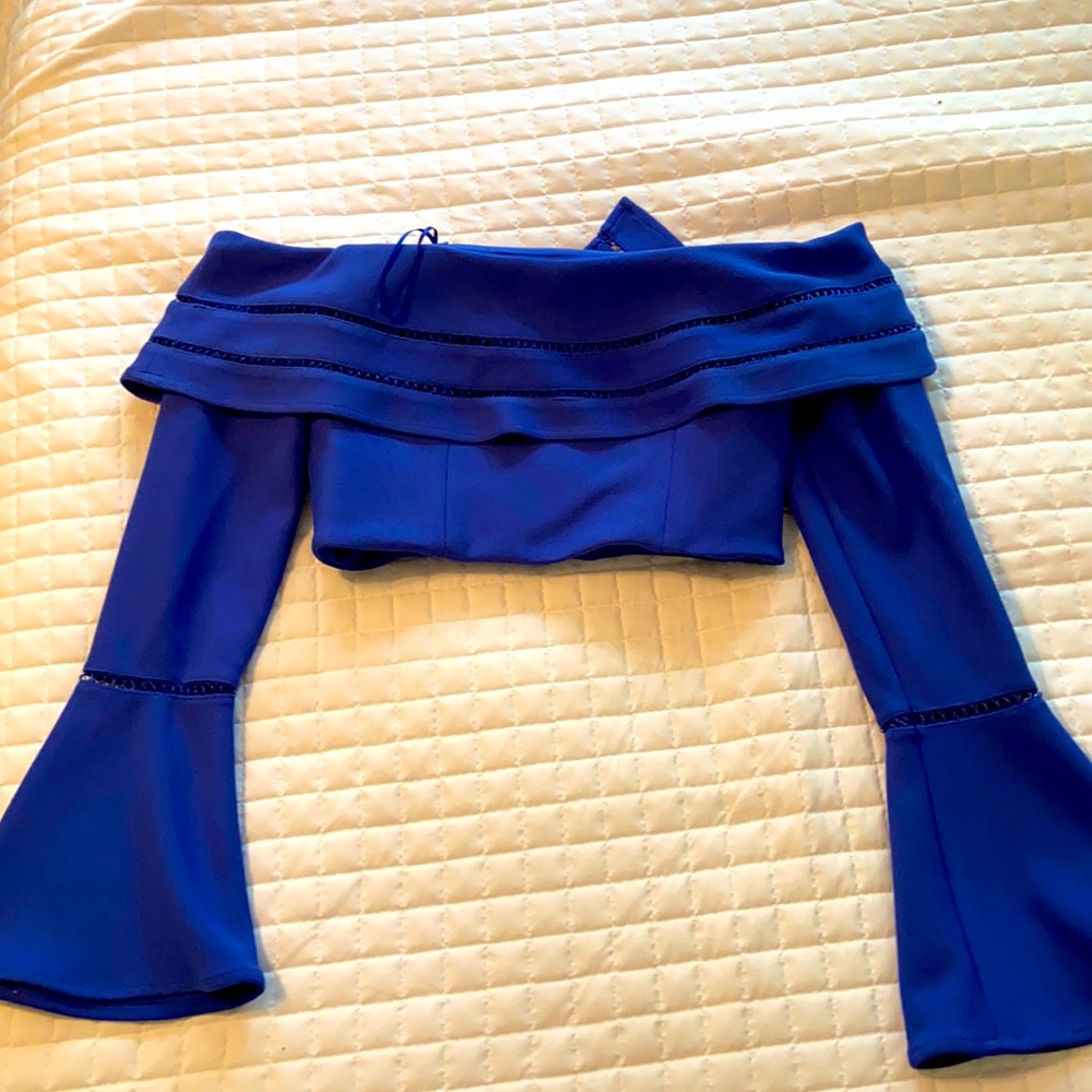 Finders crop top